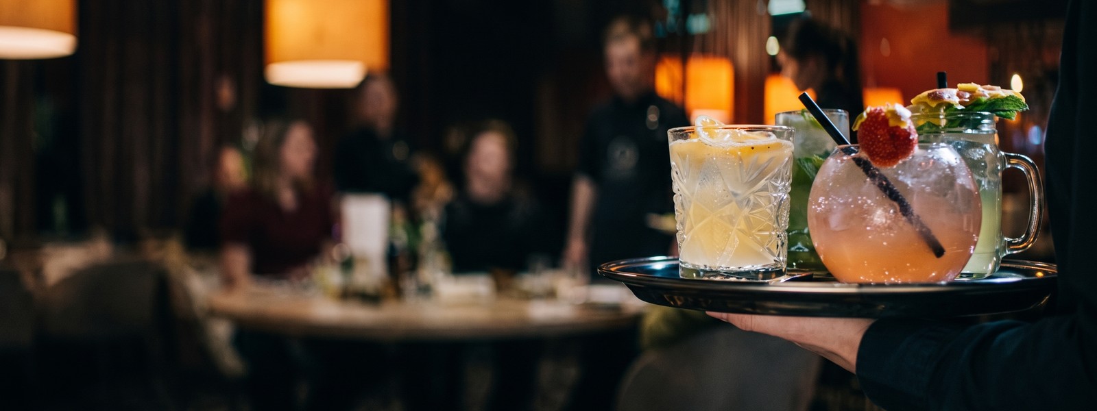 Restoran Joyce — soe ja tume õhtune saal